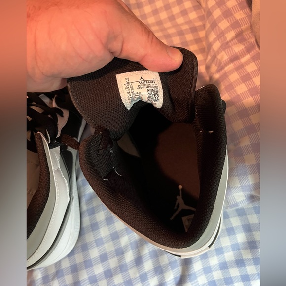 Jordan Shadows, size 12, worn once! - Picture 4 of 4